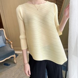 Pleated asymmetrical blouse