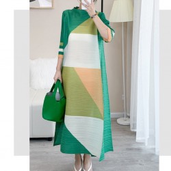 Pleated long geometric dress