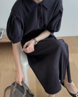 Pleated collar dress