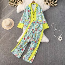 Flora print blouse and pants set