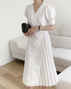 Kimono dress with pleats