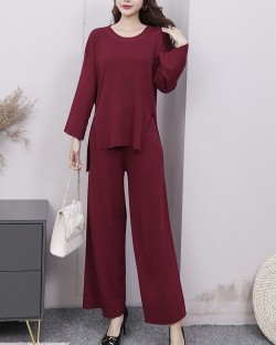 Knit pullover and pants set