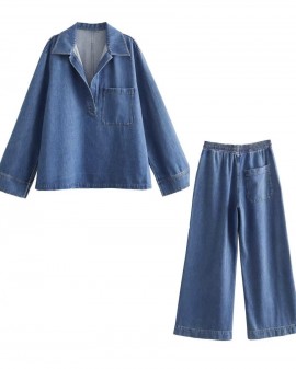 Denim blouse and pants set