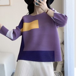 Pleated Colorblock blouse