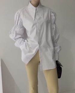 Puff sleeve blouse