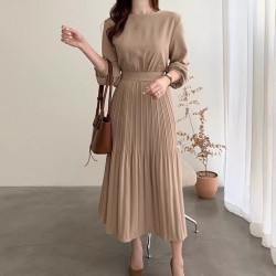 Dress with pleats