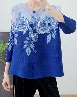 Pleated Floral Button Blouse