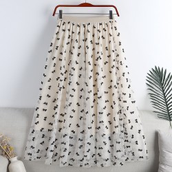 Bow motif skirt