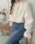 Floral embroidery blouse