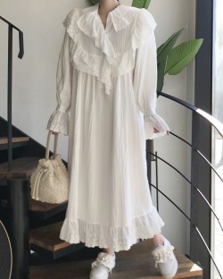 Korean ruffle dress