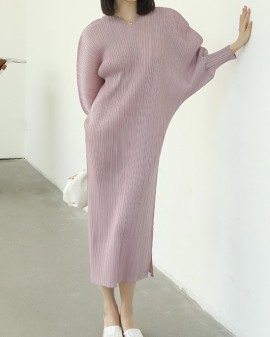 Pleated puff sleeve dress