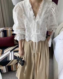 Broderie eyelet blouse