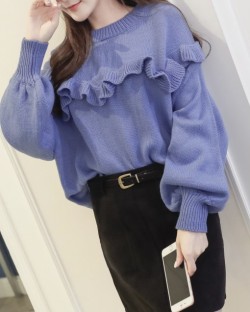 Ruffle knit pullover