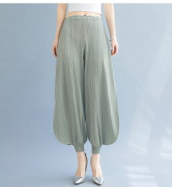 Pleated harem pants