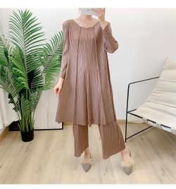 Pleated long tunic and pants set