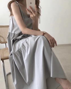 Tie-string dress