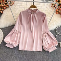 Bell sleeve blouse