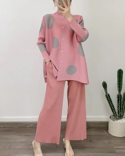 Pleated polka dot blouse and pants set