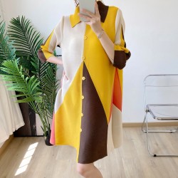 Pleated geometric colorblock dress