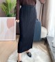 Pleated skirt with slit