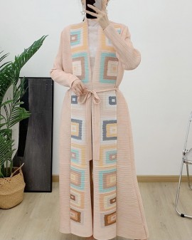 Pleated long motif cardigan