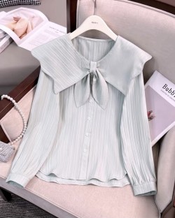 LM+ Pan collar blouse