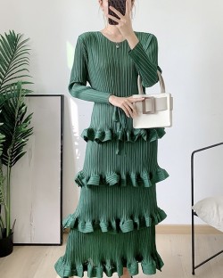 Pleated tiered ruffle dress