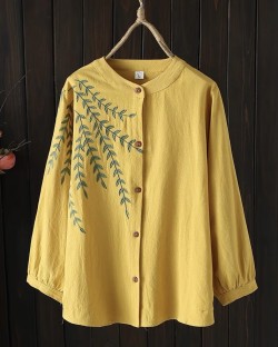 LM+ Motif embroidered blouse