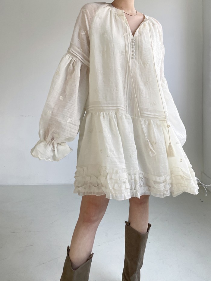 Embroidered motif tunic dress