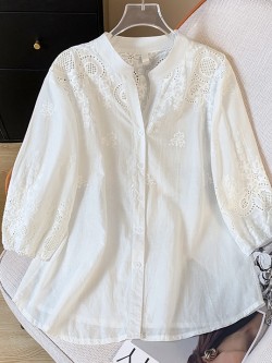 LM+  eyelet broderie blouse