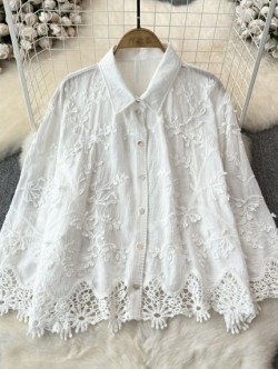 Floral motif crotchet button blouse