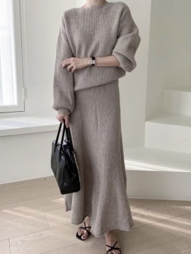 Knit pullover and skirt set