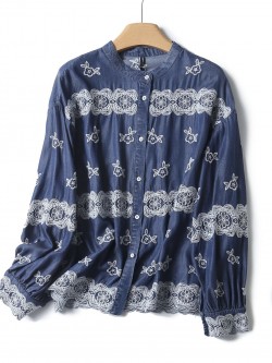 Embroidery motif denim blouse