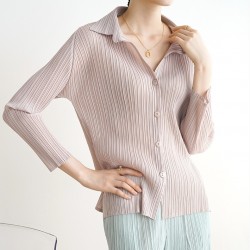 Pleated button blouse