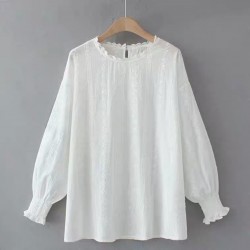 LM+ Embroidered Blouse