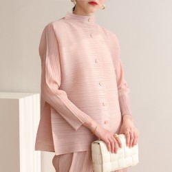 Pleated stand collar button blouse