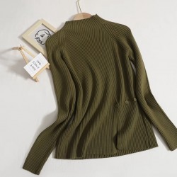 Knit blouse with slit