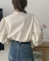 Floral embroidery blouse