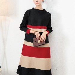 [PREMIUM] Stripe Pleated Dress