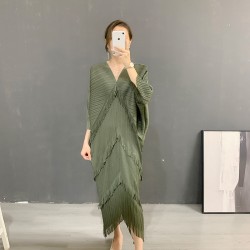 [PREMIUM] Tassel Pleated Dress